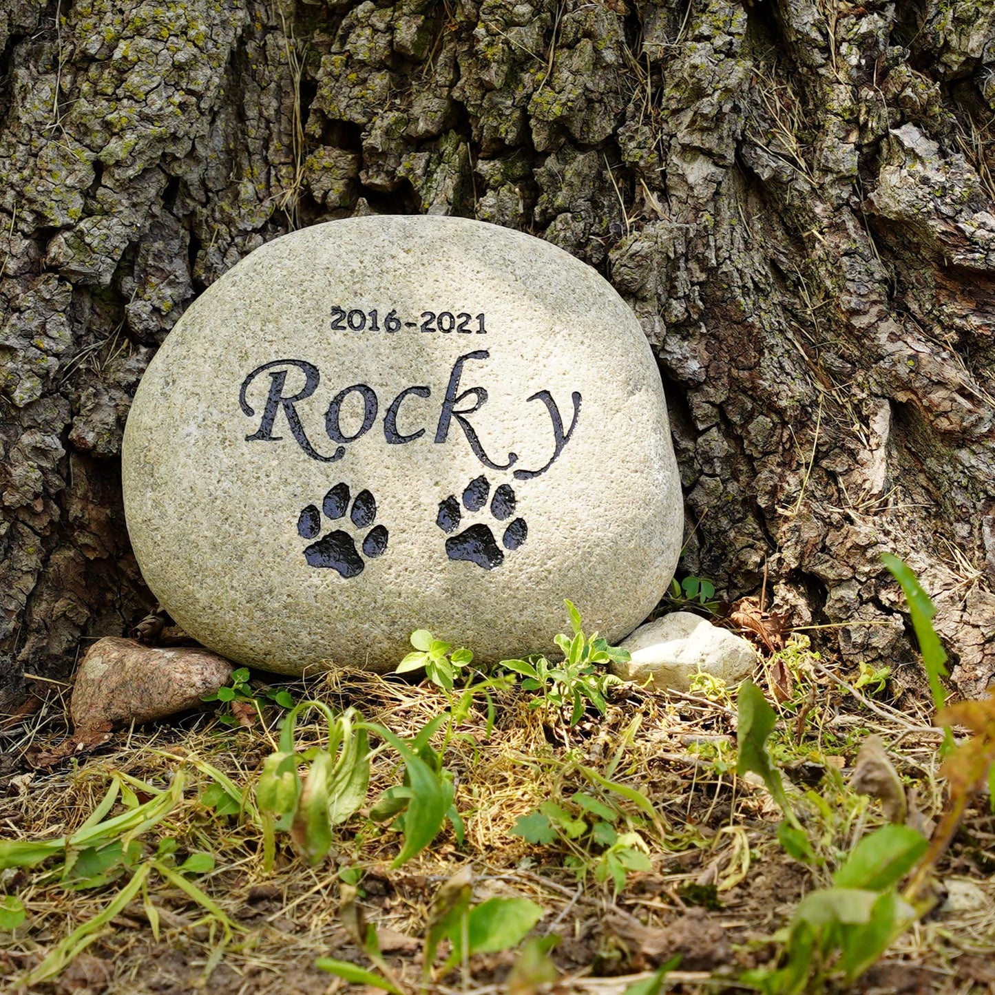 Custom Pet Memorial Stone – Personalized River Rock - Dog or Cat Grave Marker | 4 Designs & 4 Sizes | Engraved Outdoor Pet Tribute S/M/LG/XL